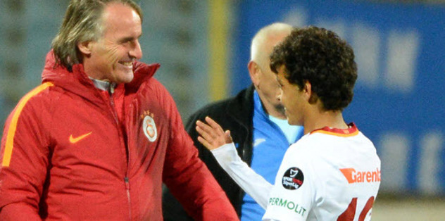 Saray’ın altın 'Kapı'sı – Fotomaç – 10 Ekim 2016